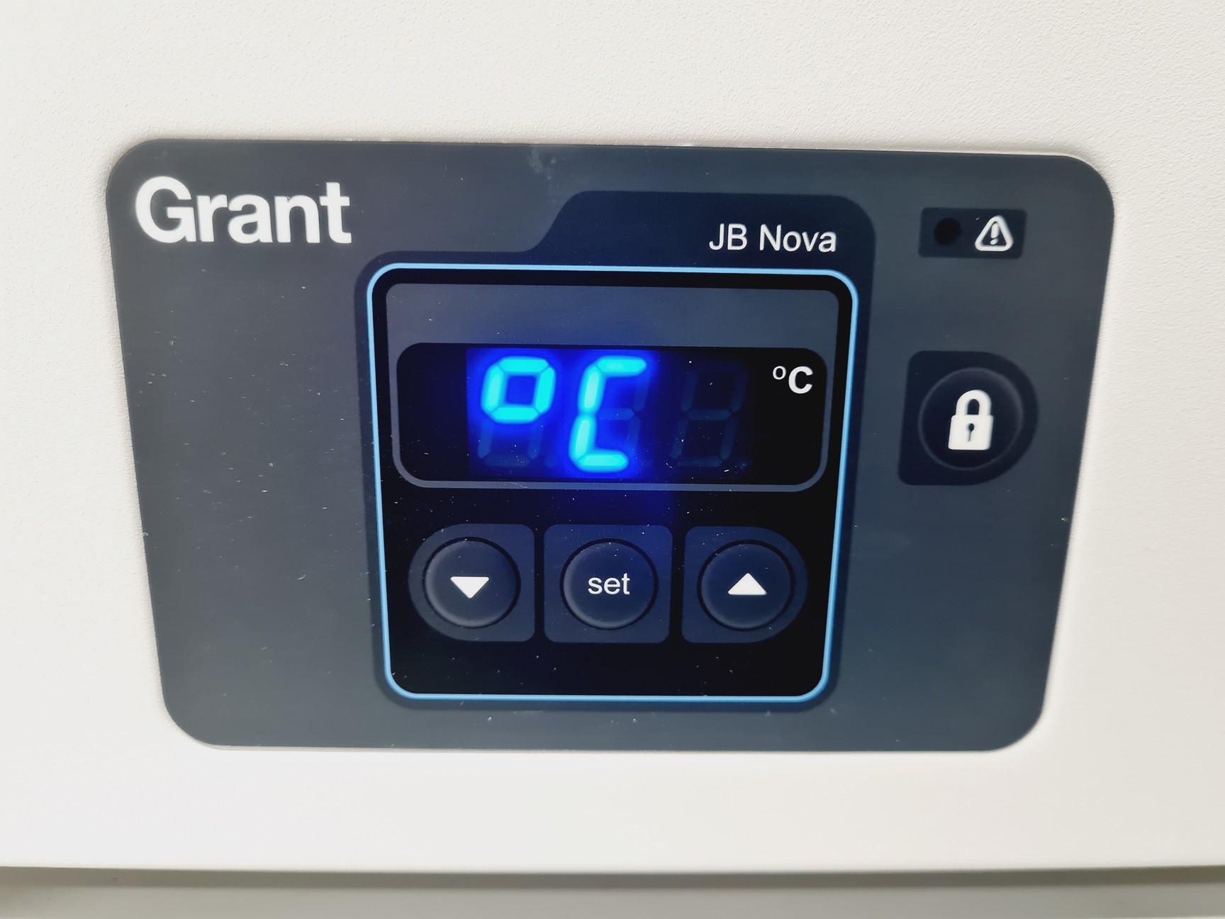 Image of Grant JBN 18 Water Bath 18 Litres Lab
