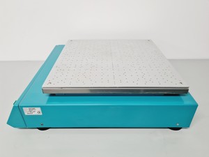 Thumbnail image of Lab companion SK-600 Platform Shaker Lab