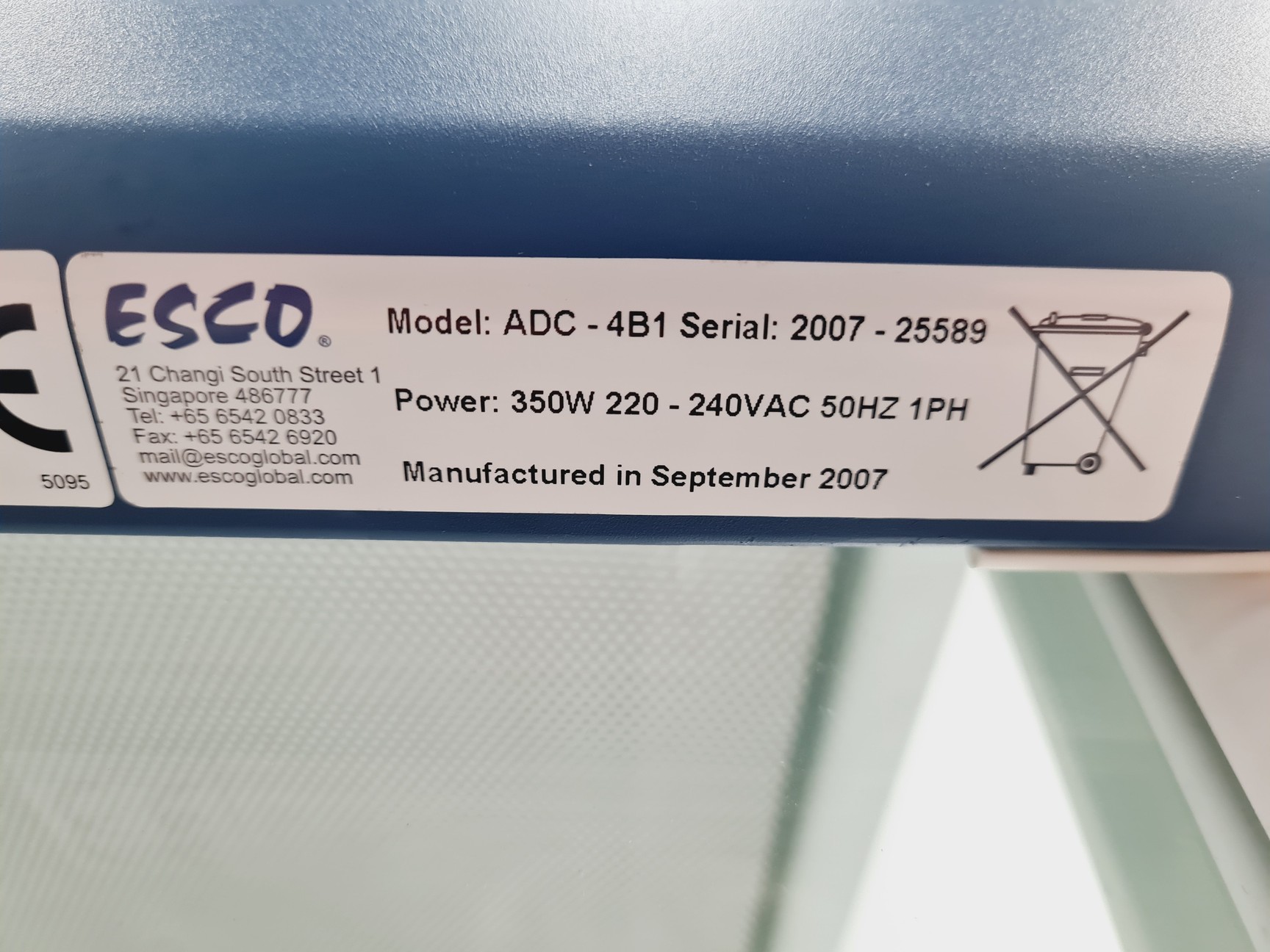 Image of Esco Ductless Fume Cabinet Model ADC-4B1 w/ BCC-4B0 Cabinet Lab
