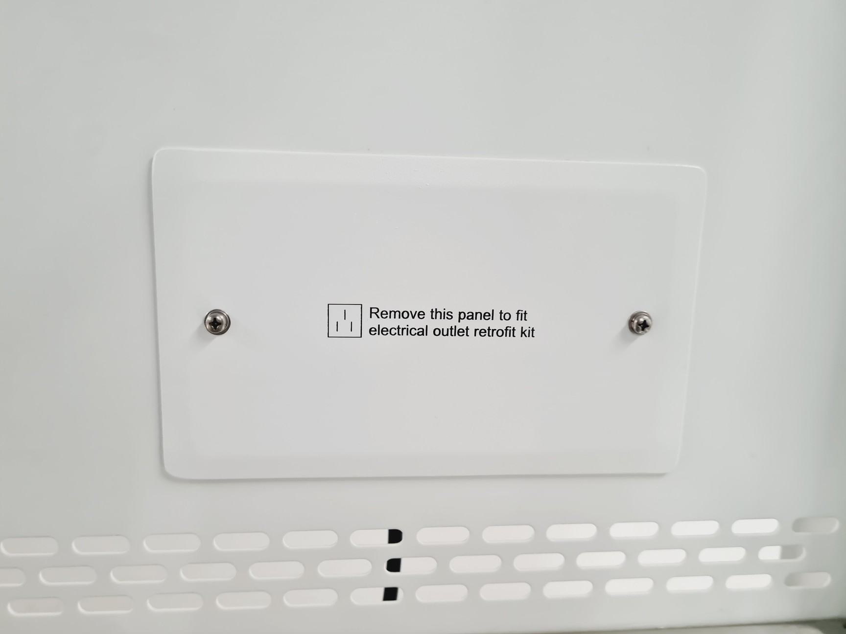 Image of Esco Ductless Fume Cabinet Model ADC-4B1 w/ BCC-4B0 Cabinet Lab