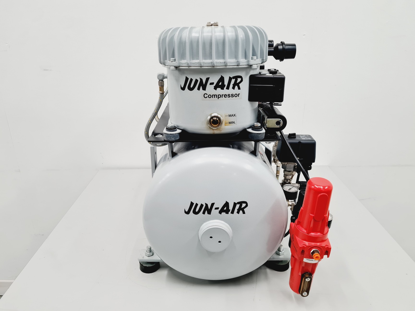 Image of Jun-Air Compressor Model 12-40