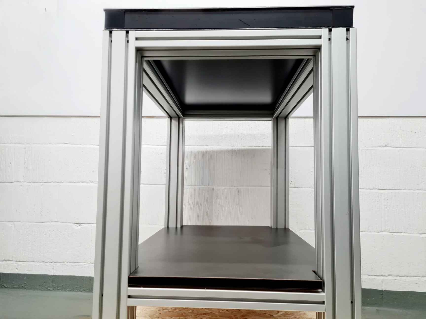Image of Newport M-IG-23-2 Antivibration Isolation Table Imperial 90x60x81cm (LxWxH)
