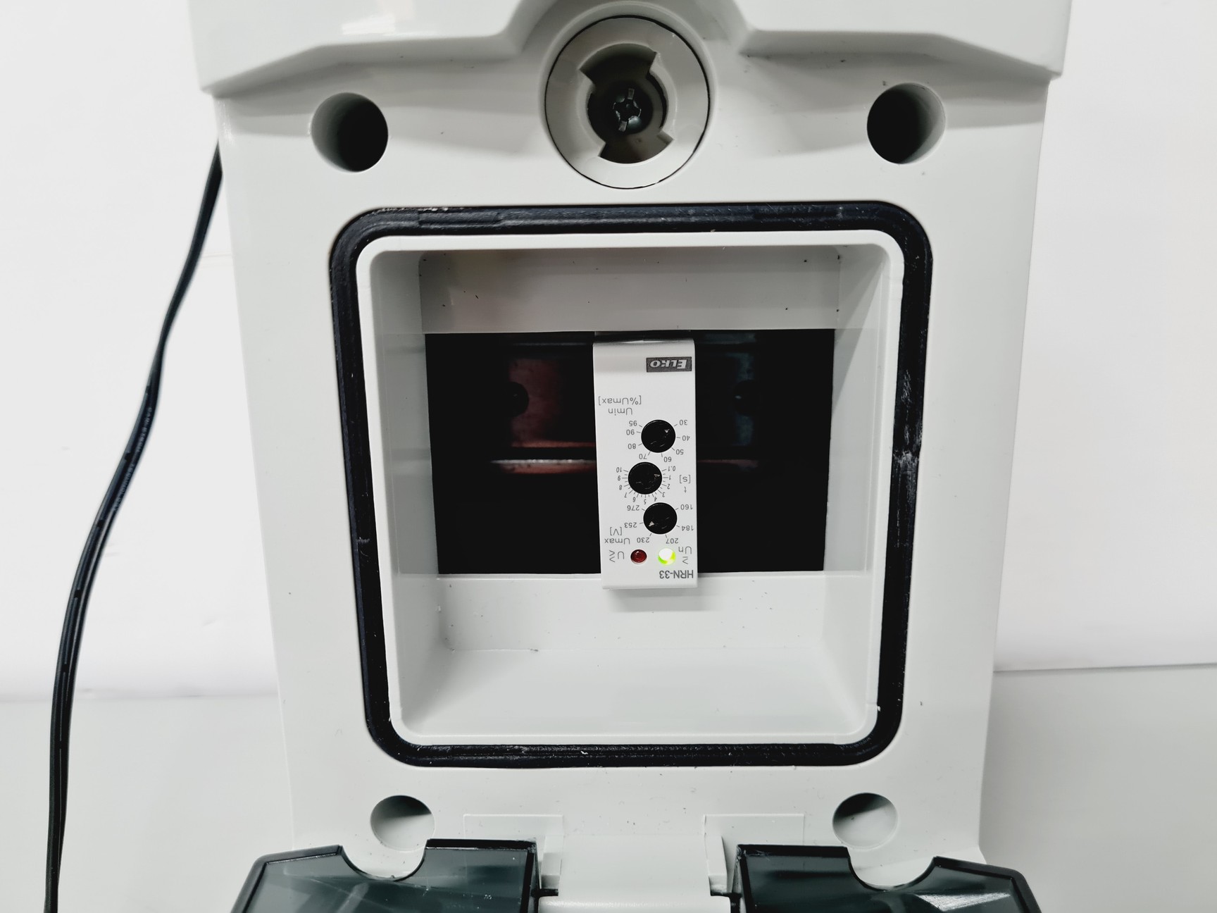 Image of 4 x Testo Saveris 2 T2 + T3 Wifi Data Loggers w/ 2 x Rayleigh Instruments IP65 