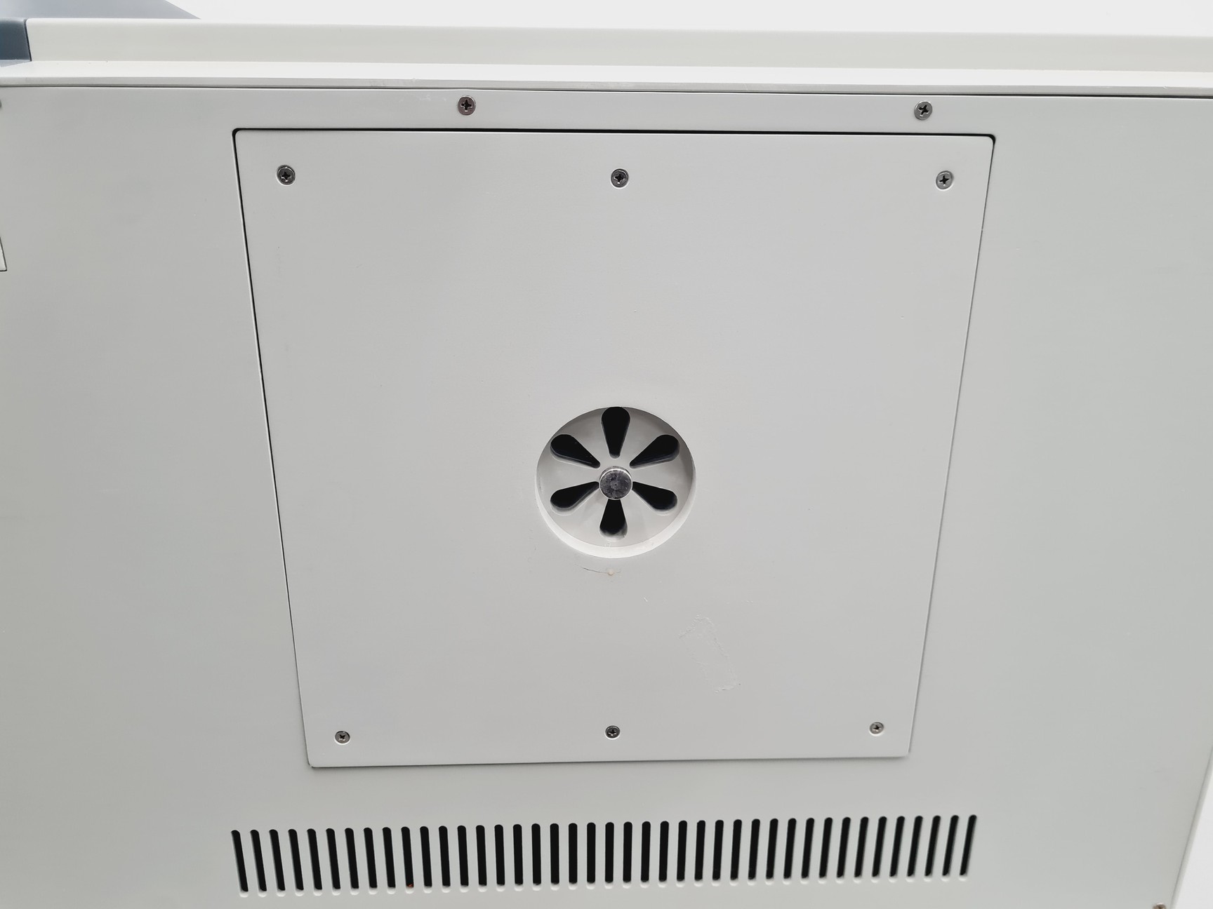 Image of SciQuip Incu-Shake MAXI Shaking Incubator Lab