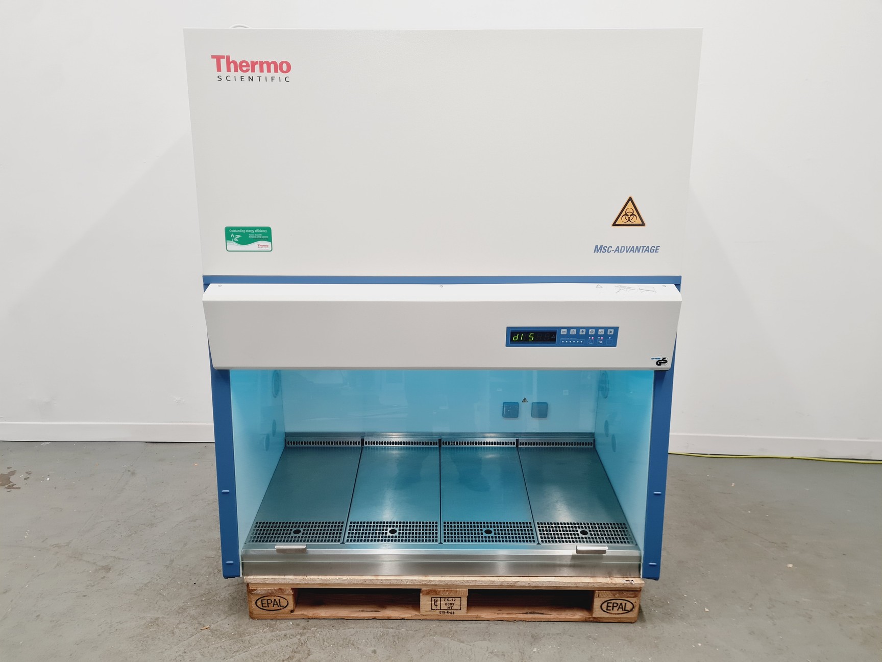 Image of Thermo Scientific MSC-Advantage Class 2 Biological Safety Cabinet Type MSC 1.2