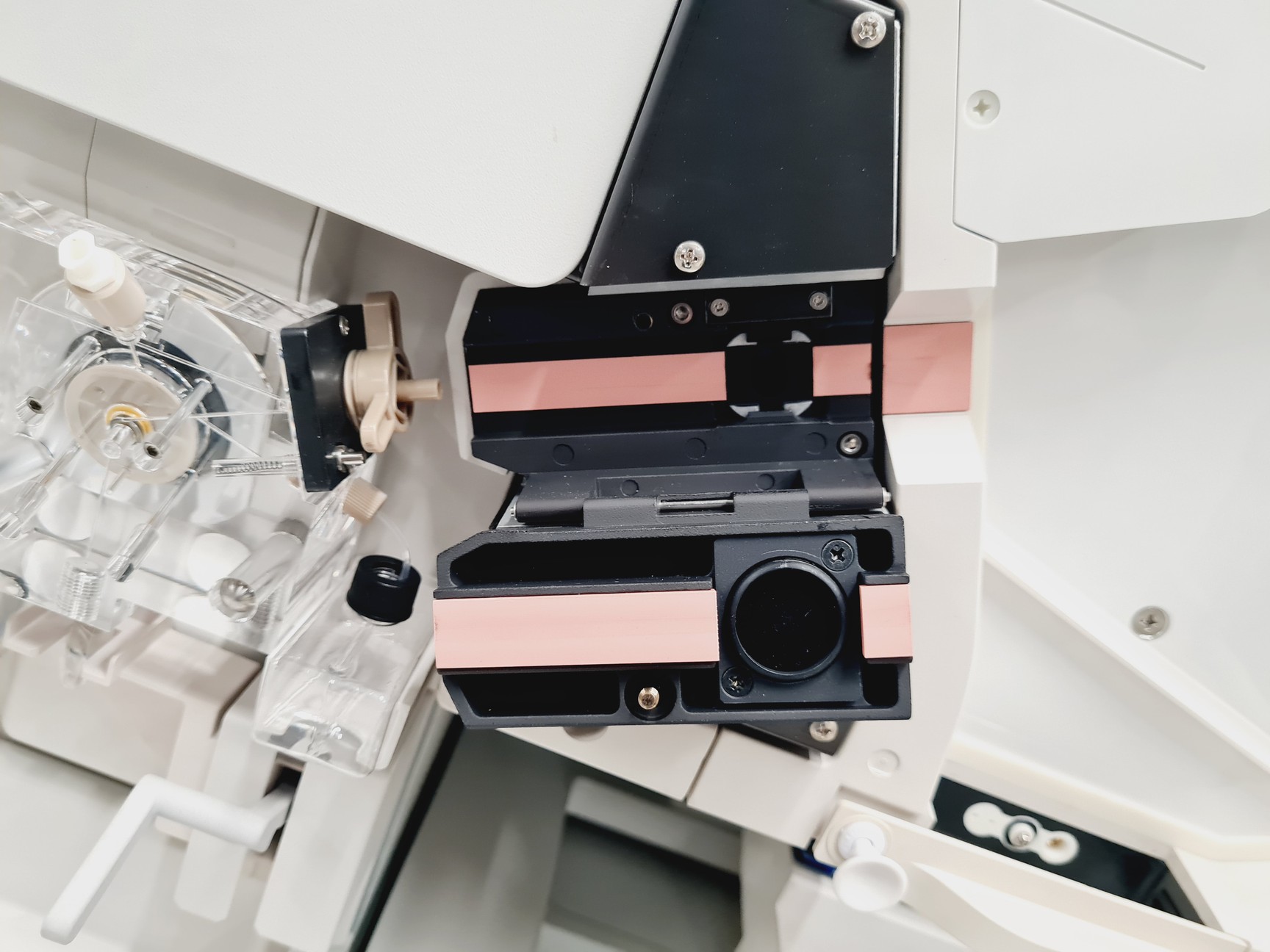 Image of Applied Biosystems 3500 Sequencer System  PC, Capillary Arrays & PCR Consumables