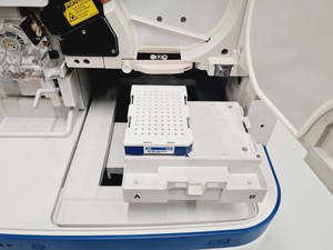 Thumbnail image of Applied Biosystems 3500 Sequencer System  PC, Capillary Arrays & PCR Consumables