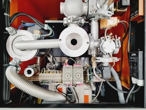Thumbnail image of Alcatel ASM 51 Helium Leak Detector Lab