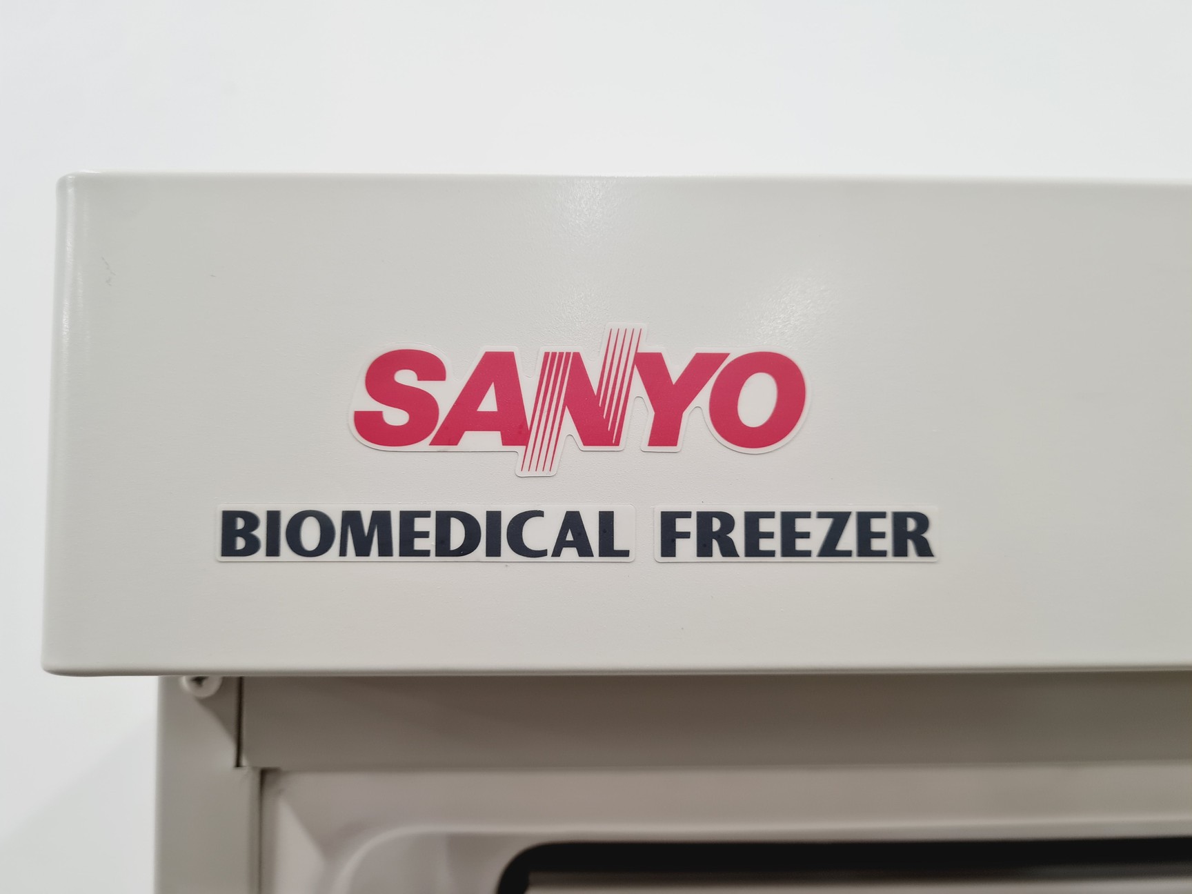 Image of Sanyo Biomedical Freezer MDF-U537 Spares/Repair Lab
