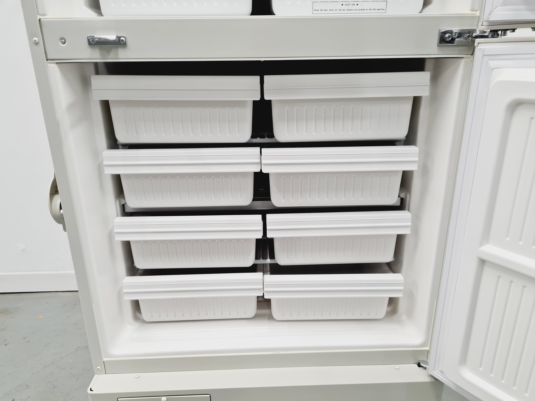 Image of Sanyo Biomedical Freezer MDF-U537 Spares/Repair Lab