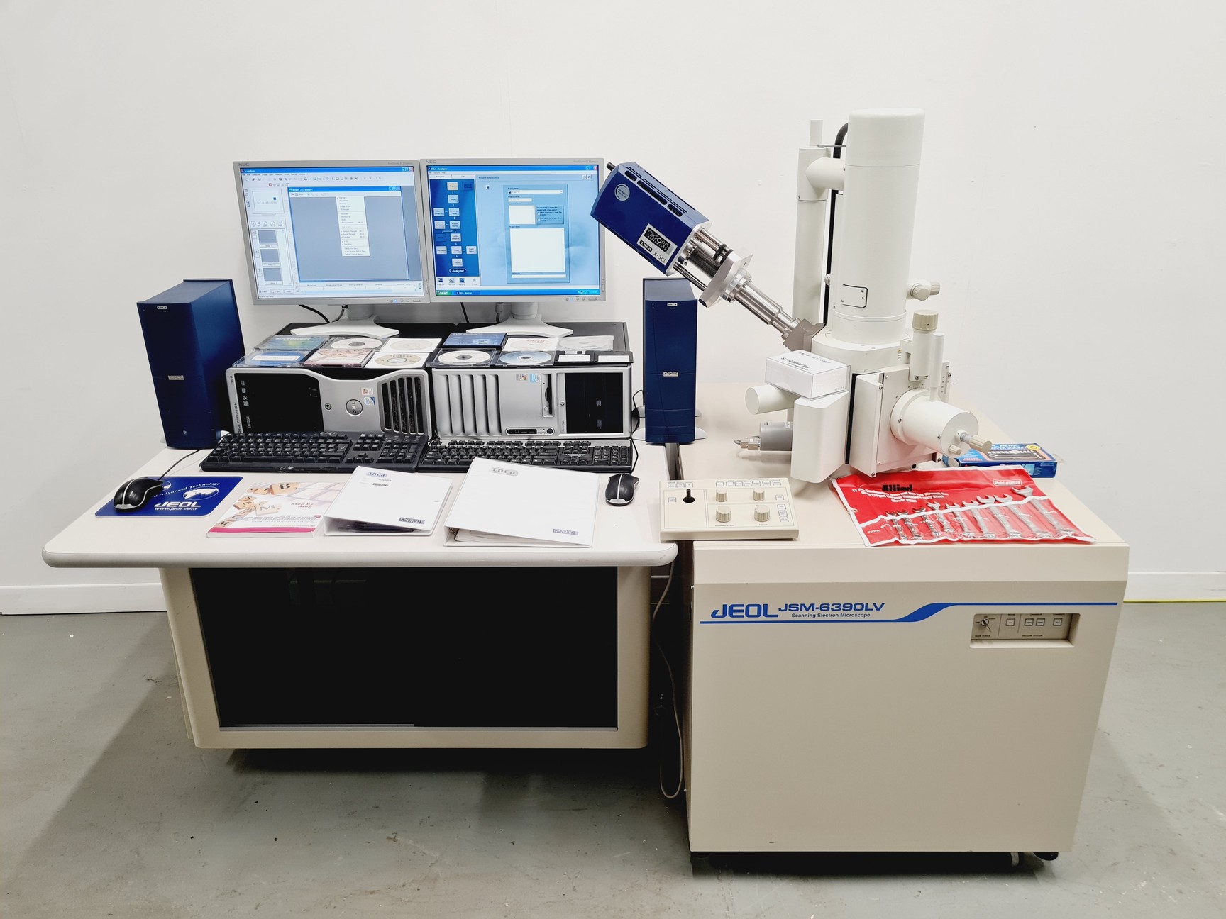 Sem Lsb Jeol JSM-639OLV Scanning Electron Microscope With Inca X-act SEM Lab