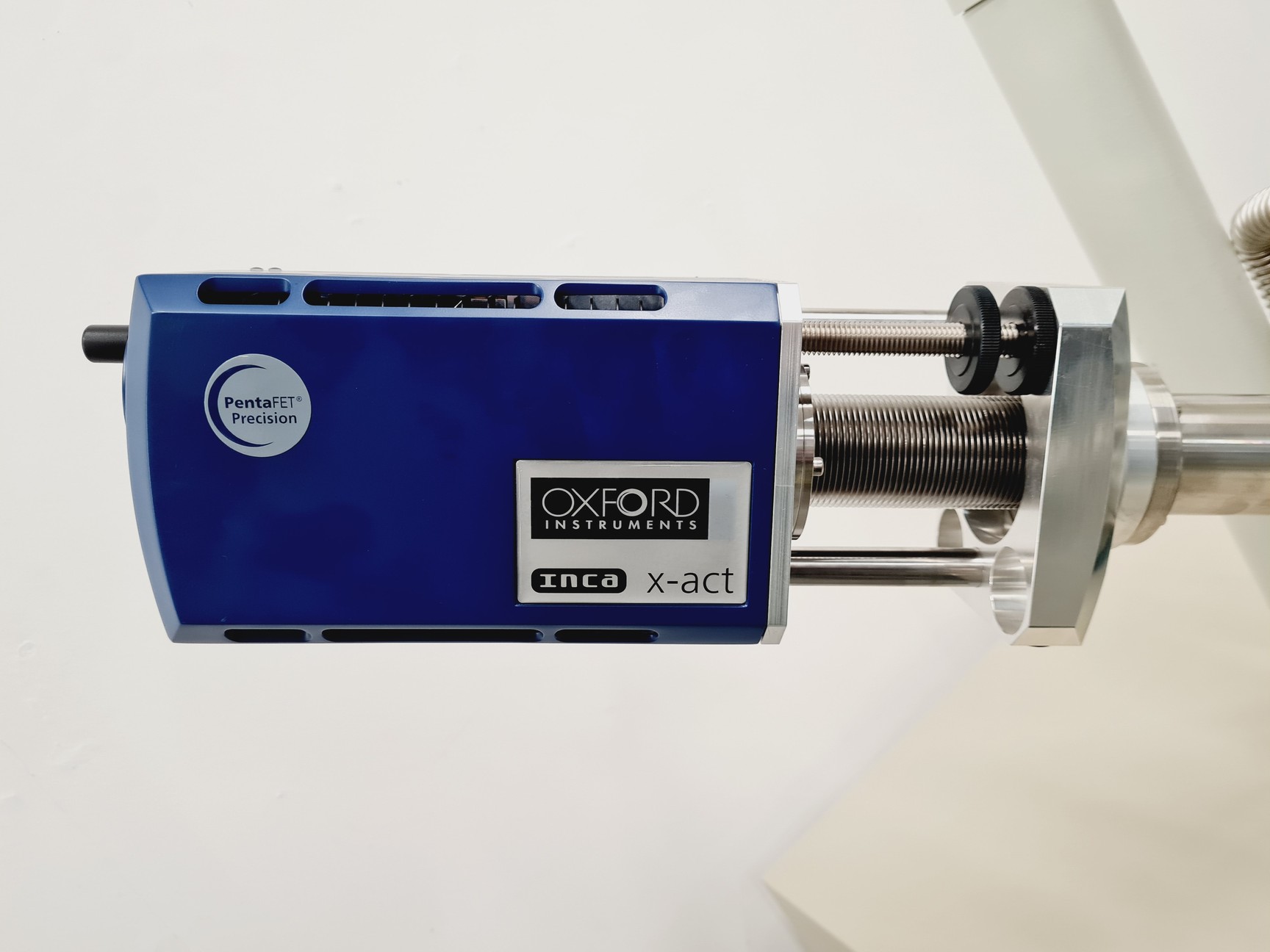Image of Jeol JSM-639OLV Scanning Electron Microscope With Inca X-act SEM Lab