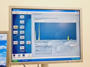 Thumbnail image of Jeol JSM-639OLV Scanning Electron Microscope With Inca X-act SEM Lab