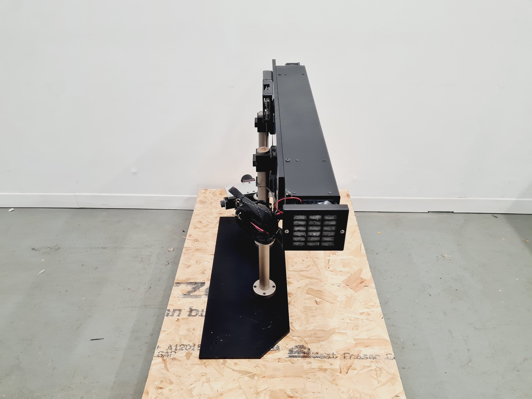 Image of Merchantek Geolase EO MIR20 Laser Ablation System LA-ICP-MS Spares/Repair 