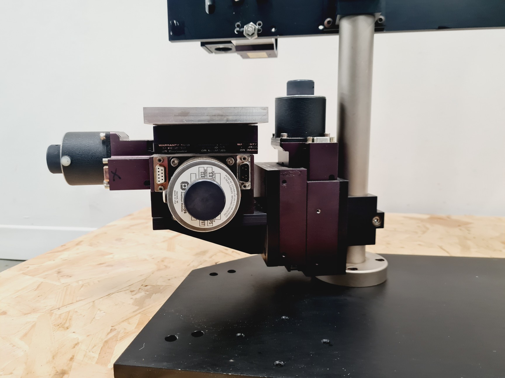 Image of Merchantek Geolase EO MIR20 Laser Ablation System LA-ICP-MS Spares/Repair 