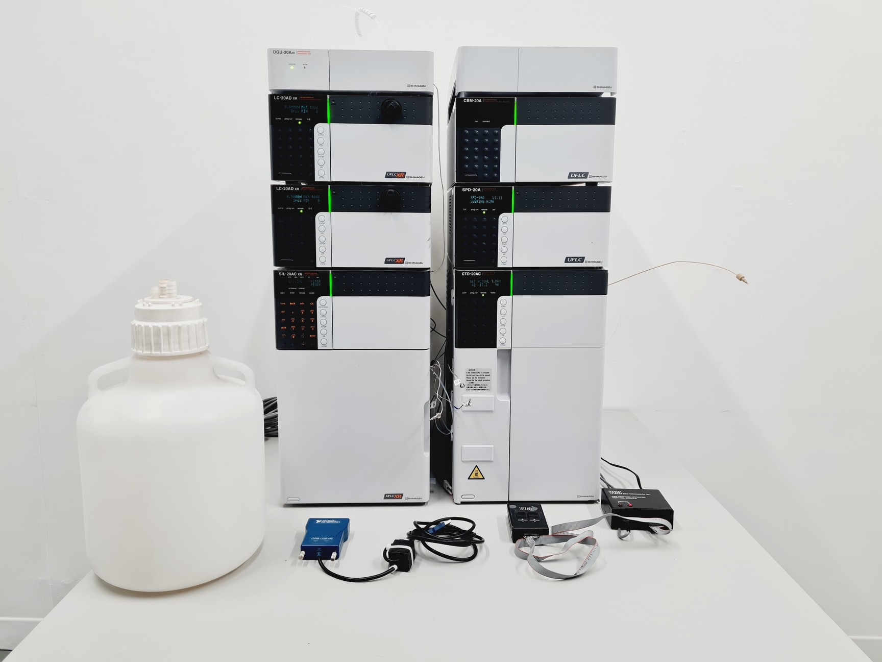 Image of Shimadzu UFLC XR Prominence System with AB MDS SCIEX API 4000 LC/MS/MS