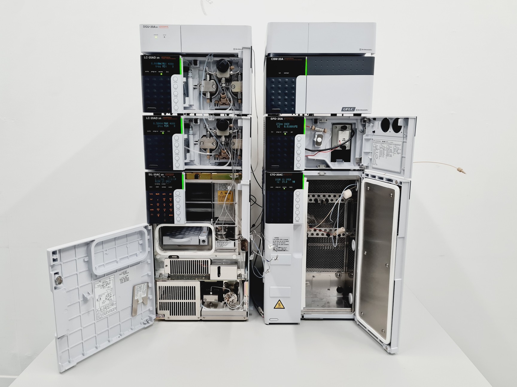 Image of Shimadzu UFLC XR Prominence System with AB MDS SCIEX API 4000 LC/MS/MS