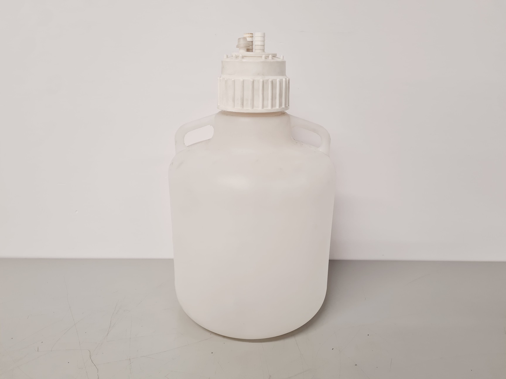 Image of Shimadzu UFLC XR Prominence System with AB MDS SCIEX API 4000 LC/MS/MS