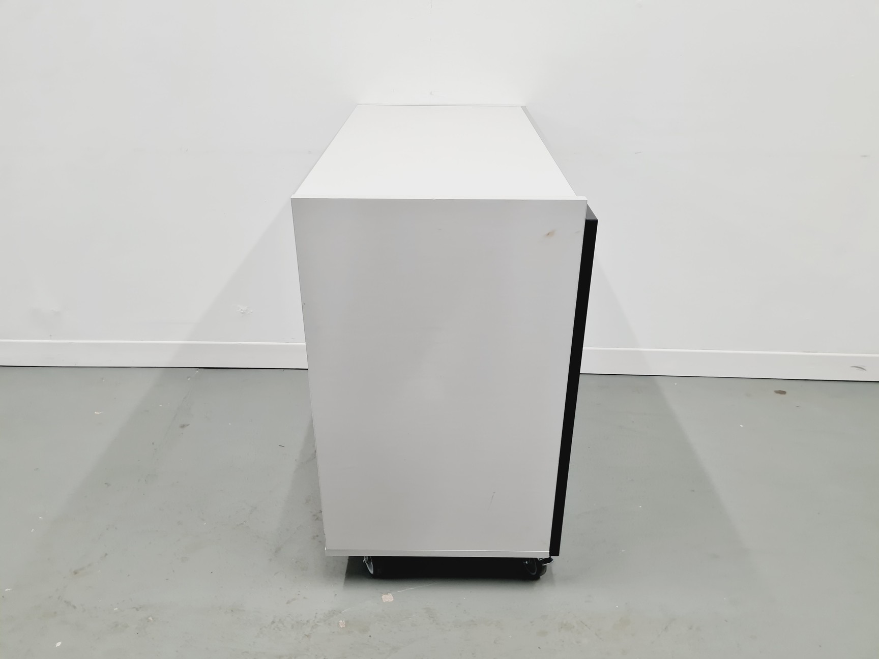 Image of Set of 7 S+B Wheeled Laboratory Cupboards