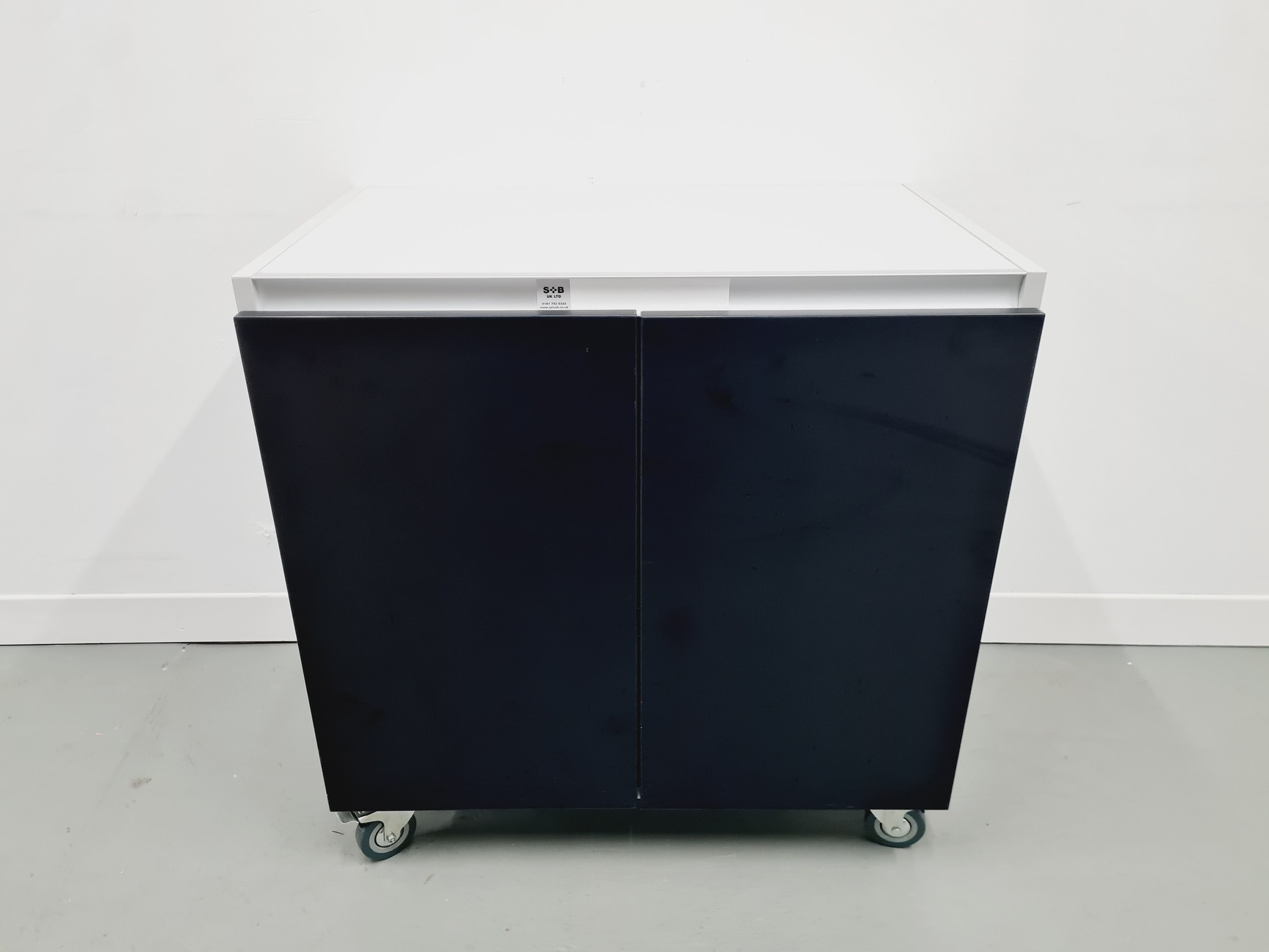 Image of Set of 7 S+B Wheeled Laboratory Cupboards