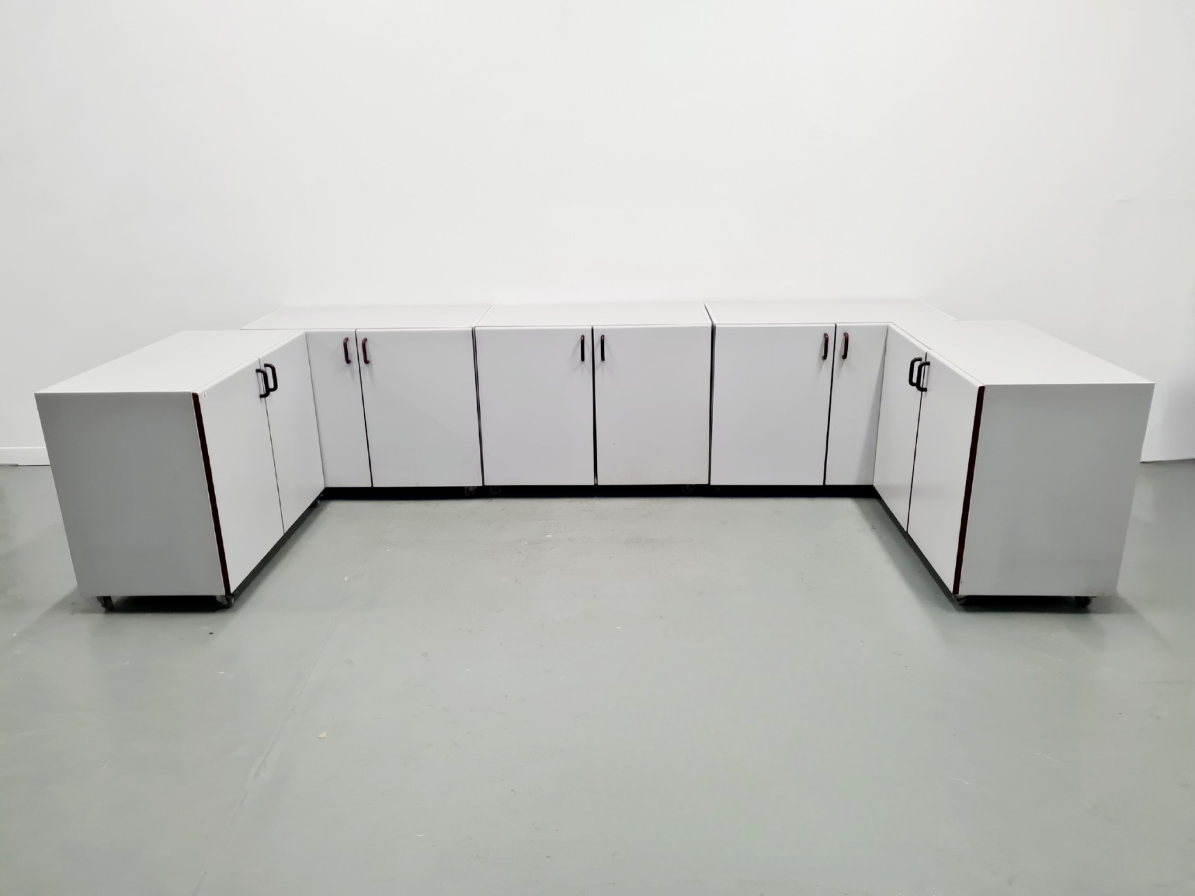 Image of Set of 5 S+B Under Bench Lab Storage 2 Doored Cupboards 