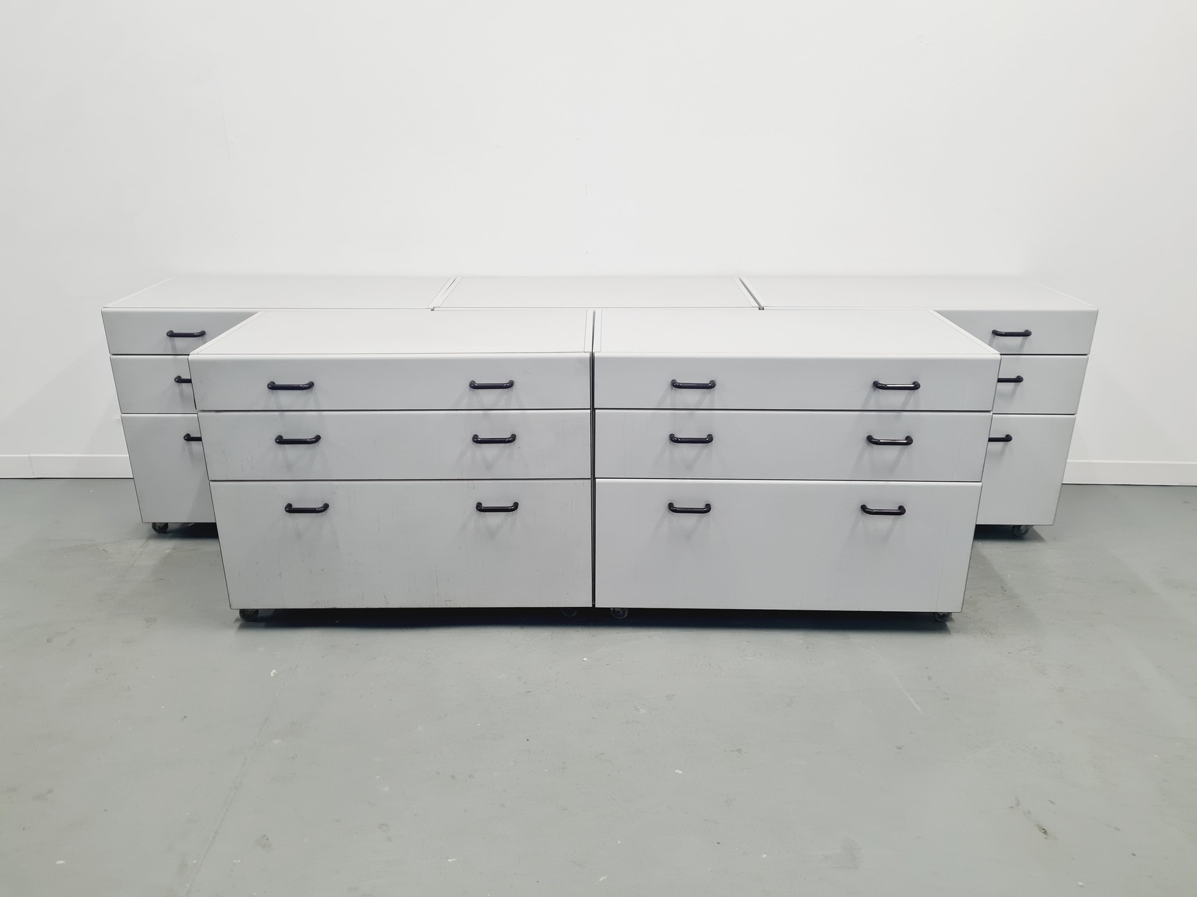 Image of Set of 5 S+B Under Bench Storage 3 Drawer Chests Lab
