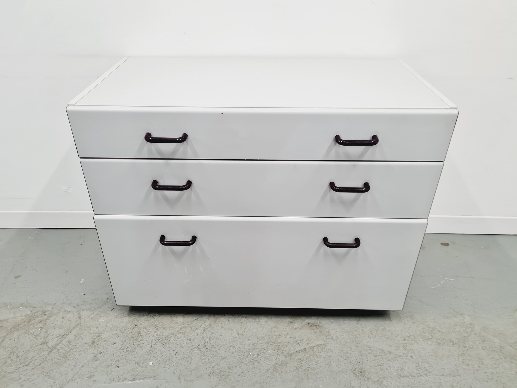 Image of Set of 5 Under Bench Laboratory Storage Mixed Sizes Cupboards