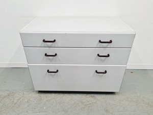 Thumbnail image of Set of 5 Under Bench Laboratory Storage Mixed Sizes Cupboards