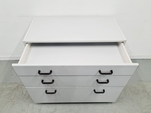 Thumbnail image of Set of 5 Under Bench Laboratory Storage Mixed Sizes Cupboards