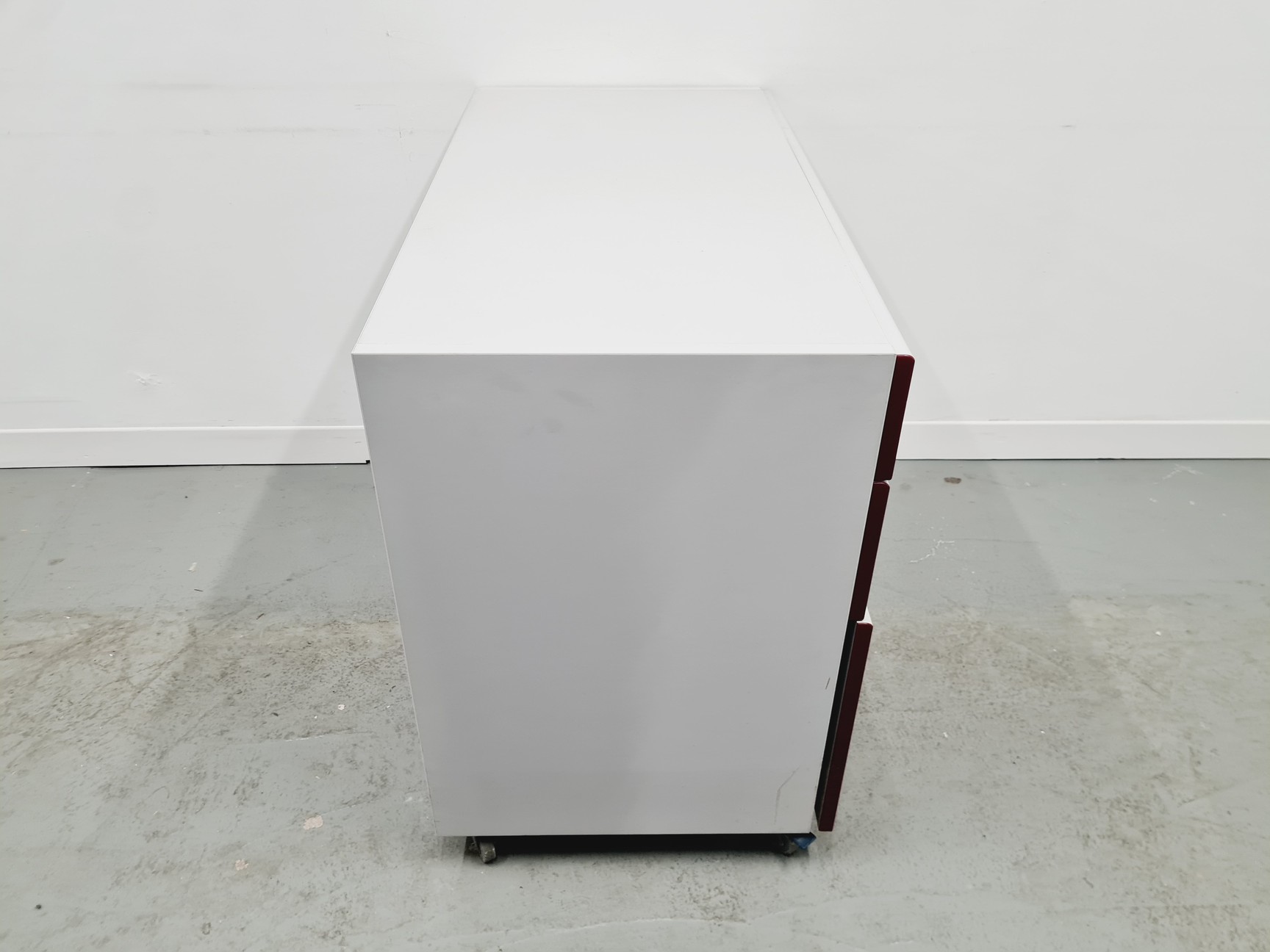 Image of Set of 5 Under Bench Laboratory Storage Mixed Sizes Cupboards