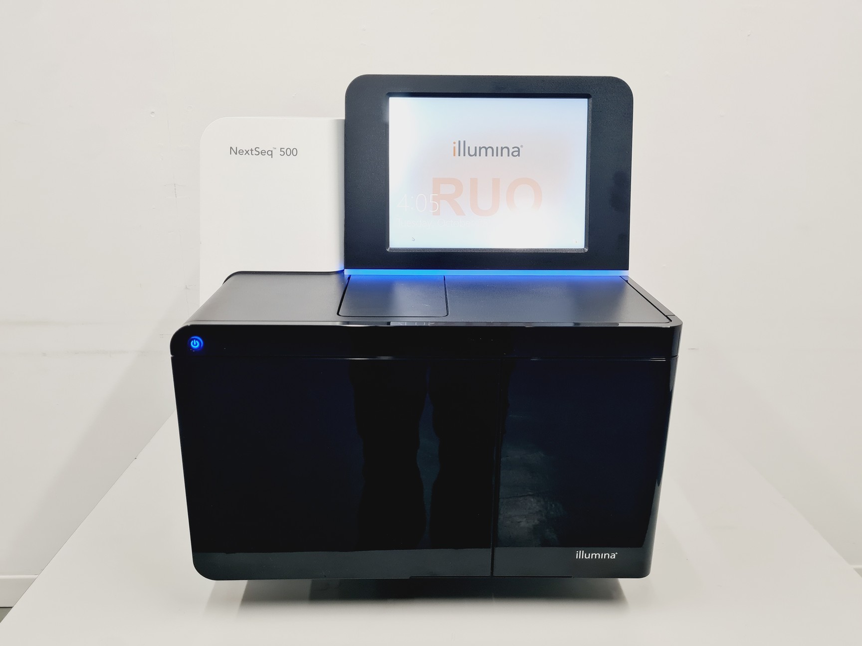 Image of Illumina NextSeq 500 DNA Sequencer