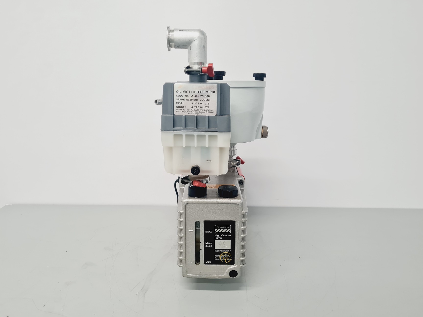 Image of Edwards Freeze Dryer Modulyo K4 with Edwards 12 Vacuum Pump