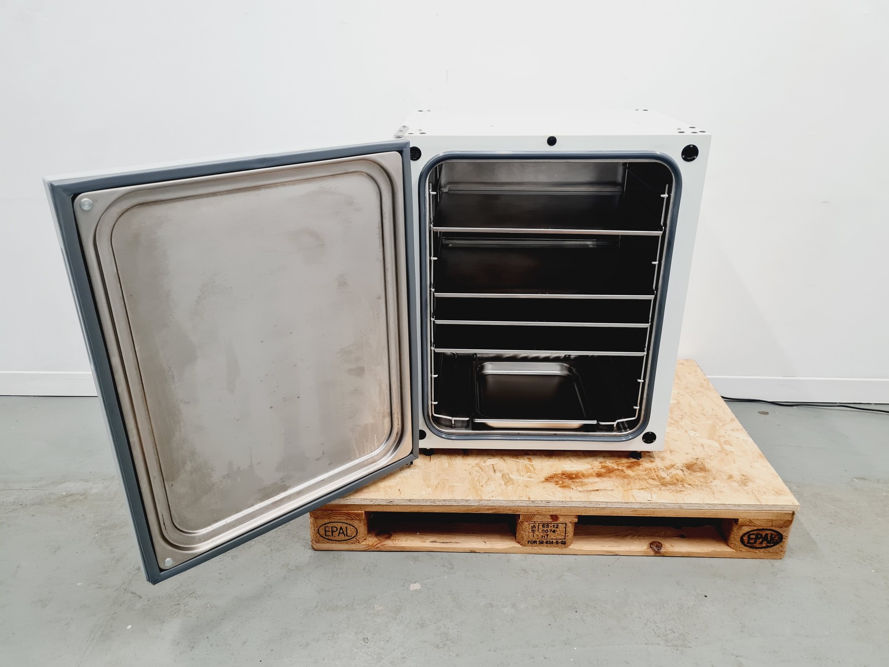 Image of RSBiotech Galaxy R+ Co2 Incubator