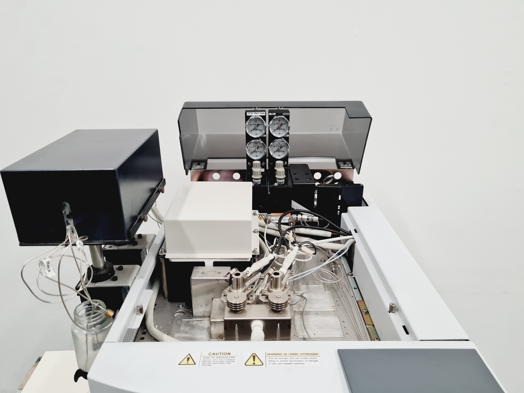 Image of Shimadzu GC-2014 Gas Chromatograph 