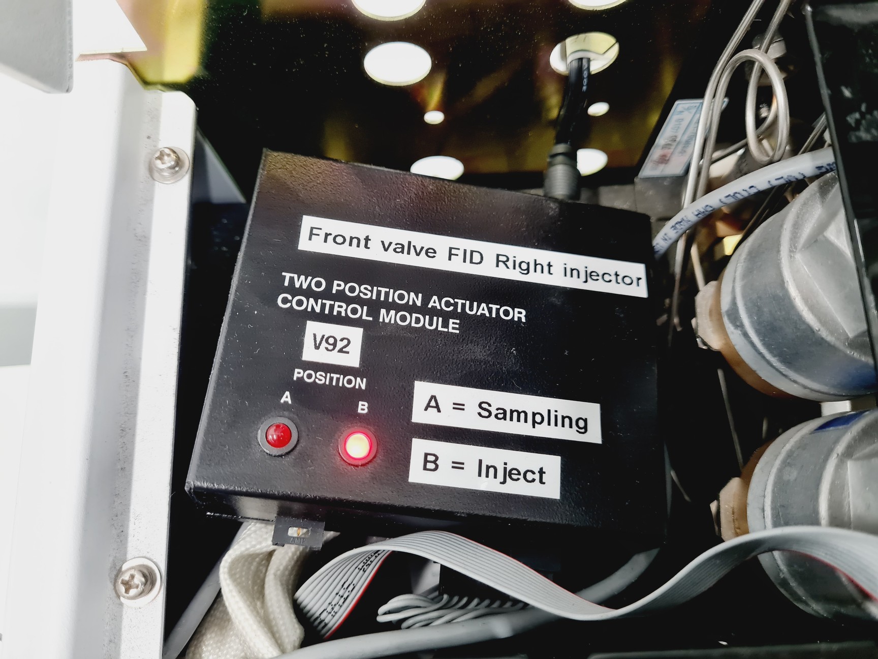 Image of Shimadzu GC-2014 Gas Chromatograph 