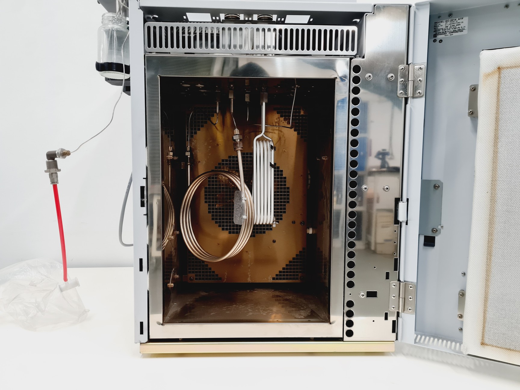 Image of Shimadzu GC-2014 Gas Chromatograph 