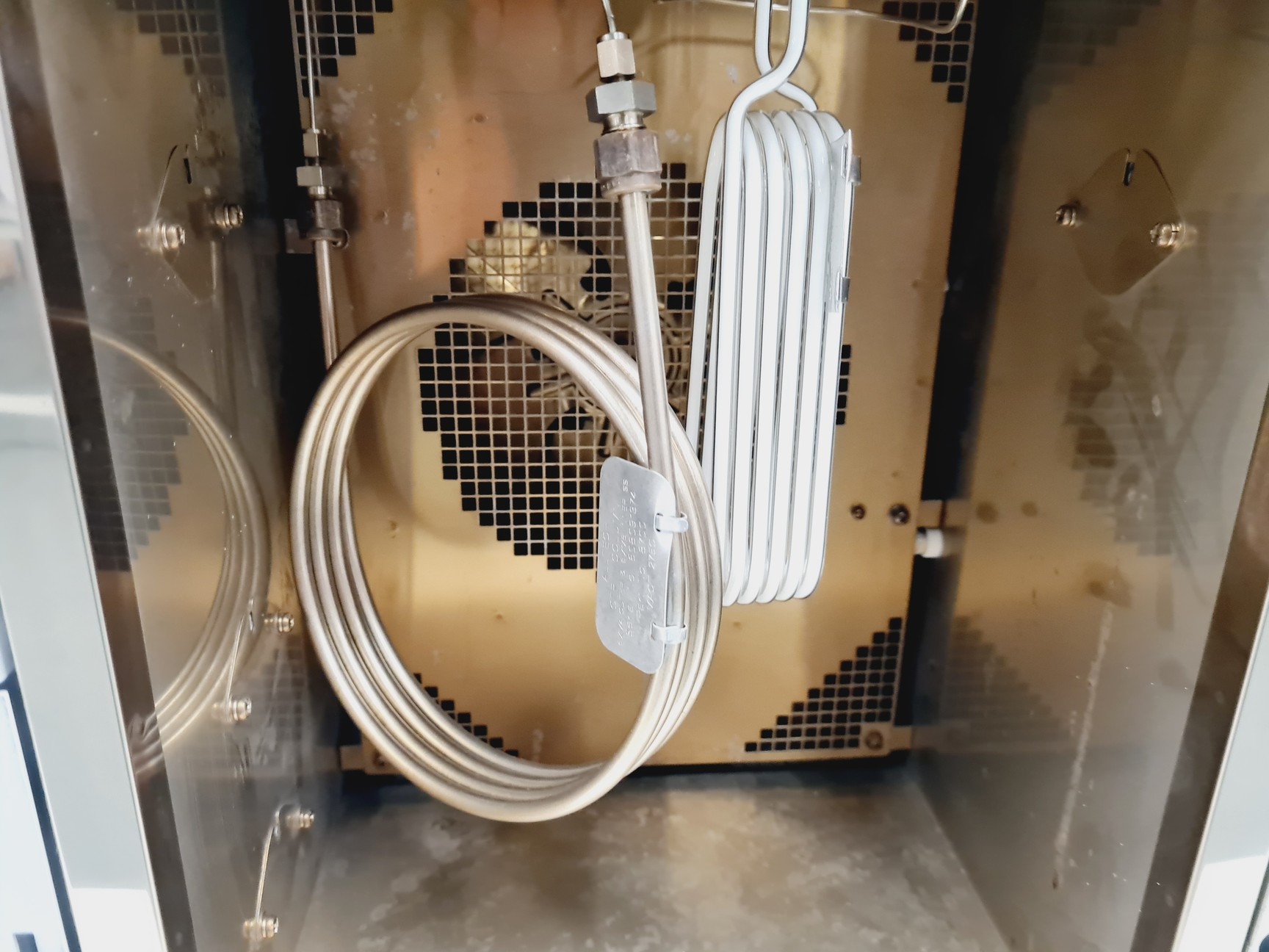 Image of Shimadzu GC-2014 Gas Chromatograph 