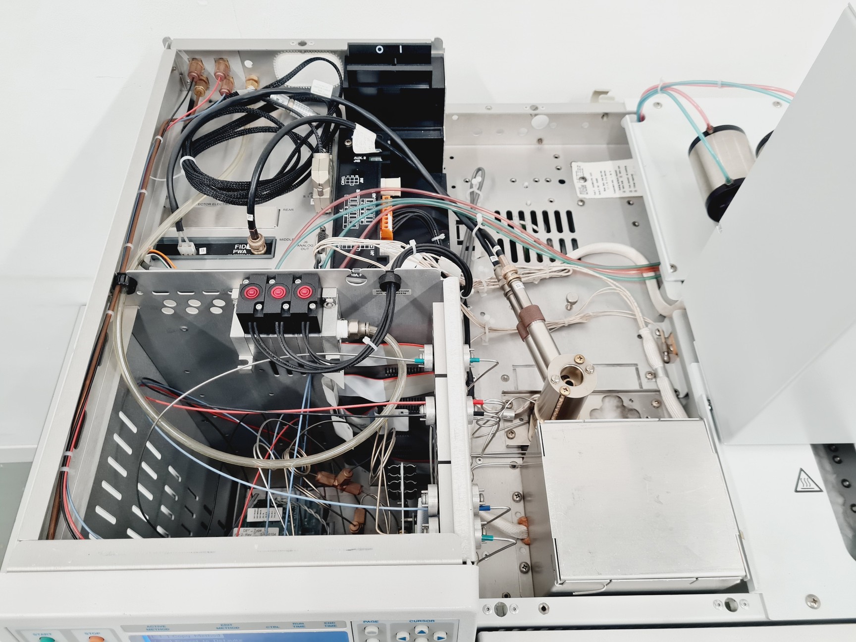 Image of Varian CP-3800 Gas Chromatograph 