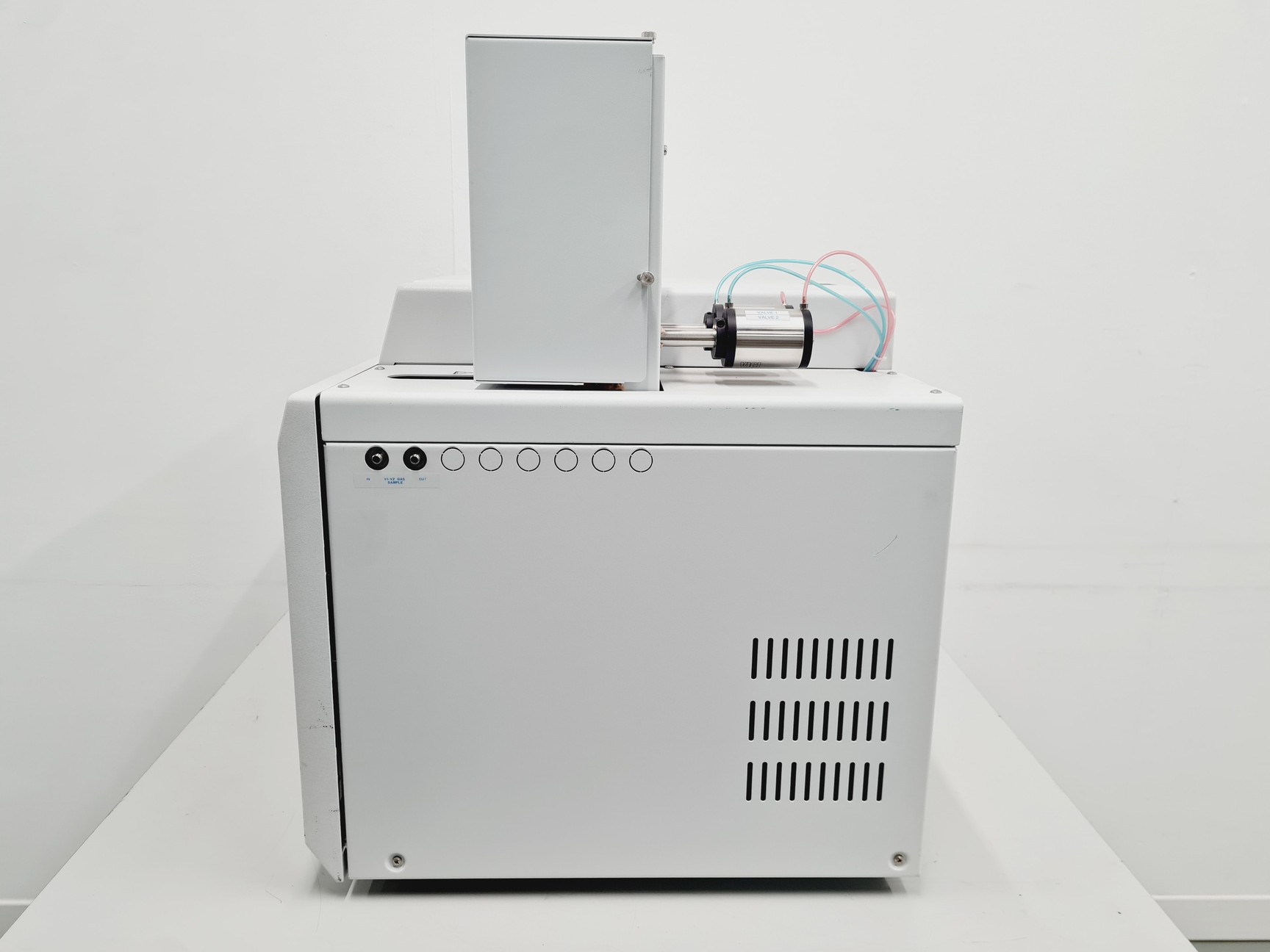 Varian Model CP-3800 Gas Chromatograph System Lab