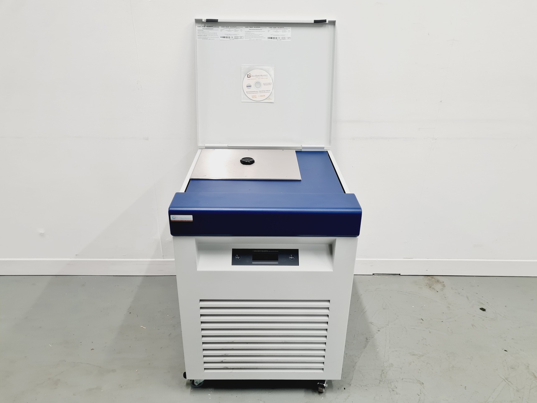 Image of Van Der Heijden Labortechnik Gmbh Water Chiller