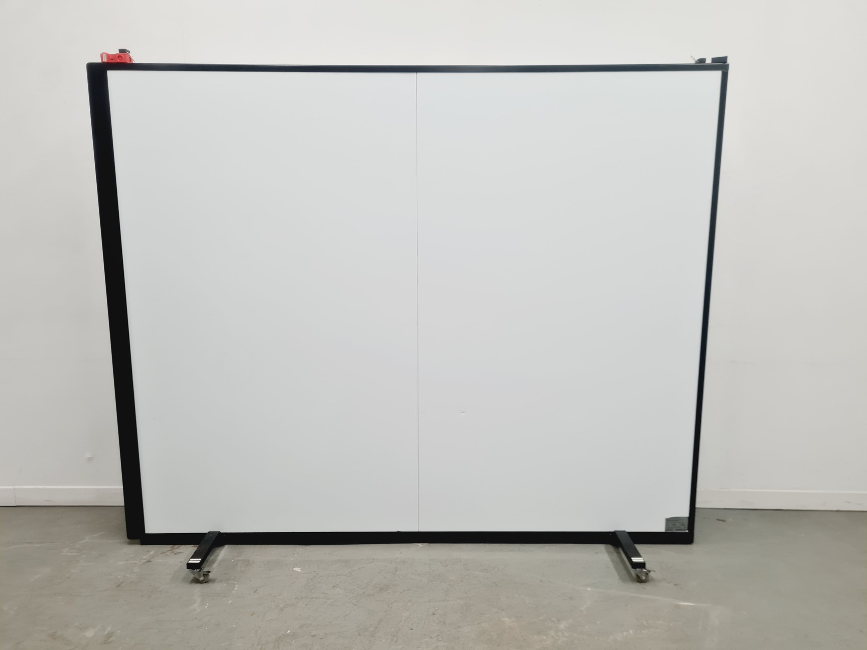 Image of Large Lasermet Heavy Duty Laser Blocking Screen