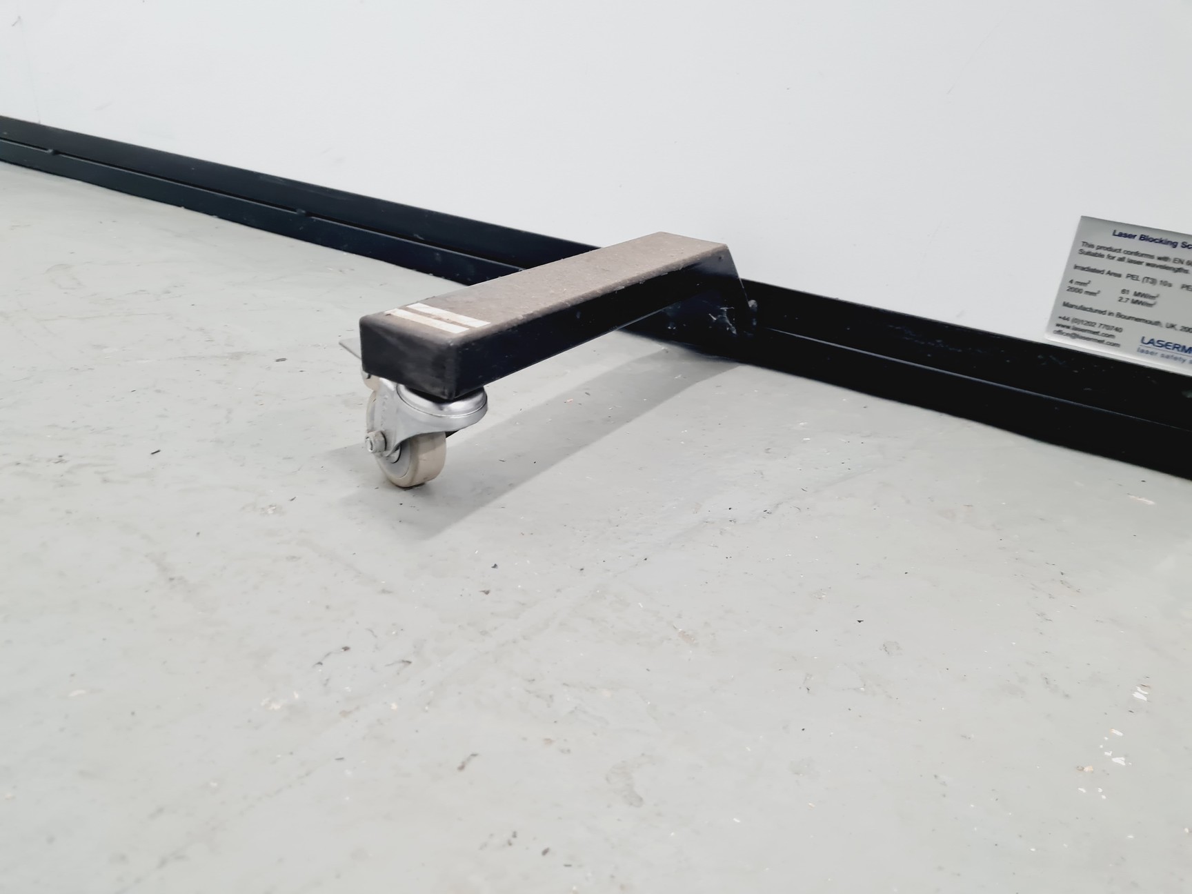 Image of Large Lasermet Heavy Duty Laser Blocking Screen