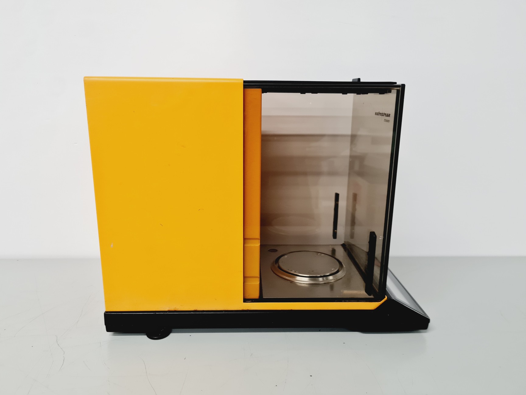 Image of Sartorius R 180 D Balance