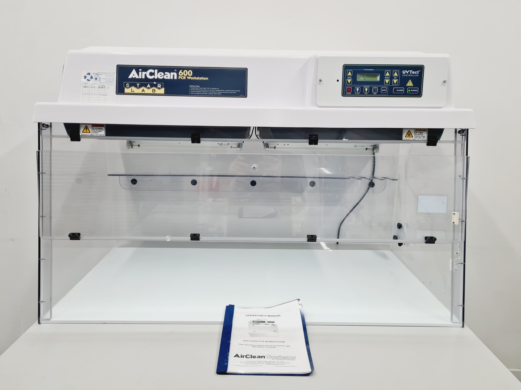 Image of AirClean 600 PCR Workstation