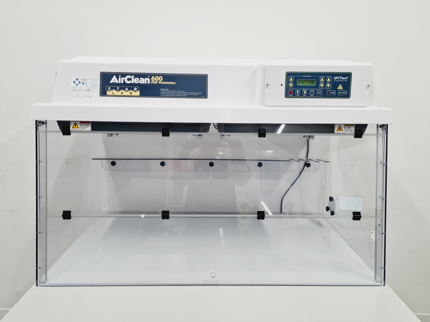 Image of AirClean 600 PCR Workstation