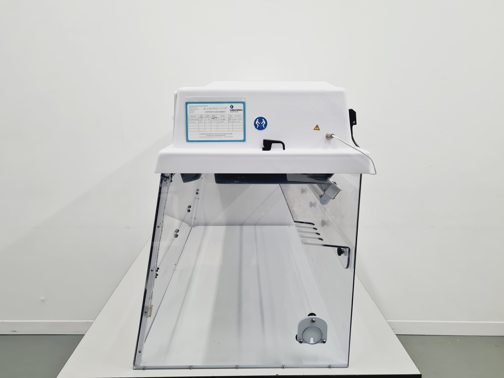 Image of AirClean 600 PCR Workstation