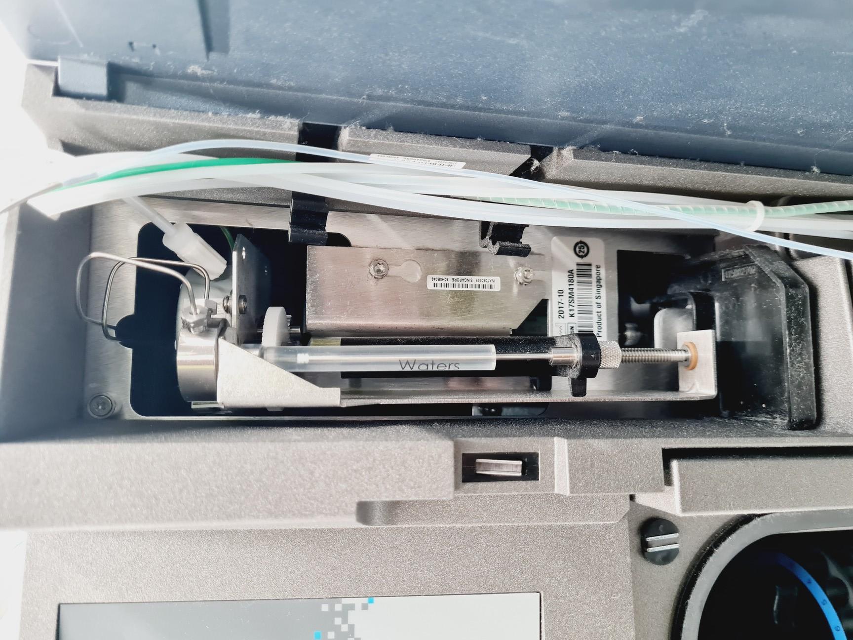 Image of Waters Alliance System w/ e2695 Separations Module, 2998 PDA , 2475 FLR 