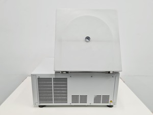 Thumbnail image of Eppendorf 5804 R Centrifuge w/  Eppendorf A-4-44 Rotor Spares/Repair Lab