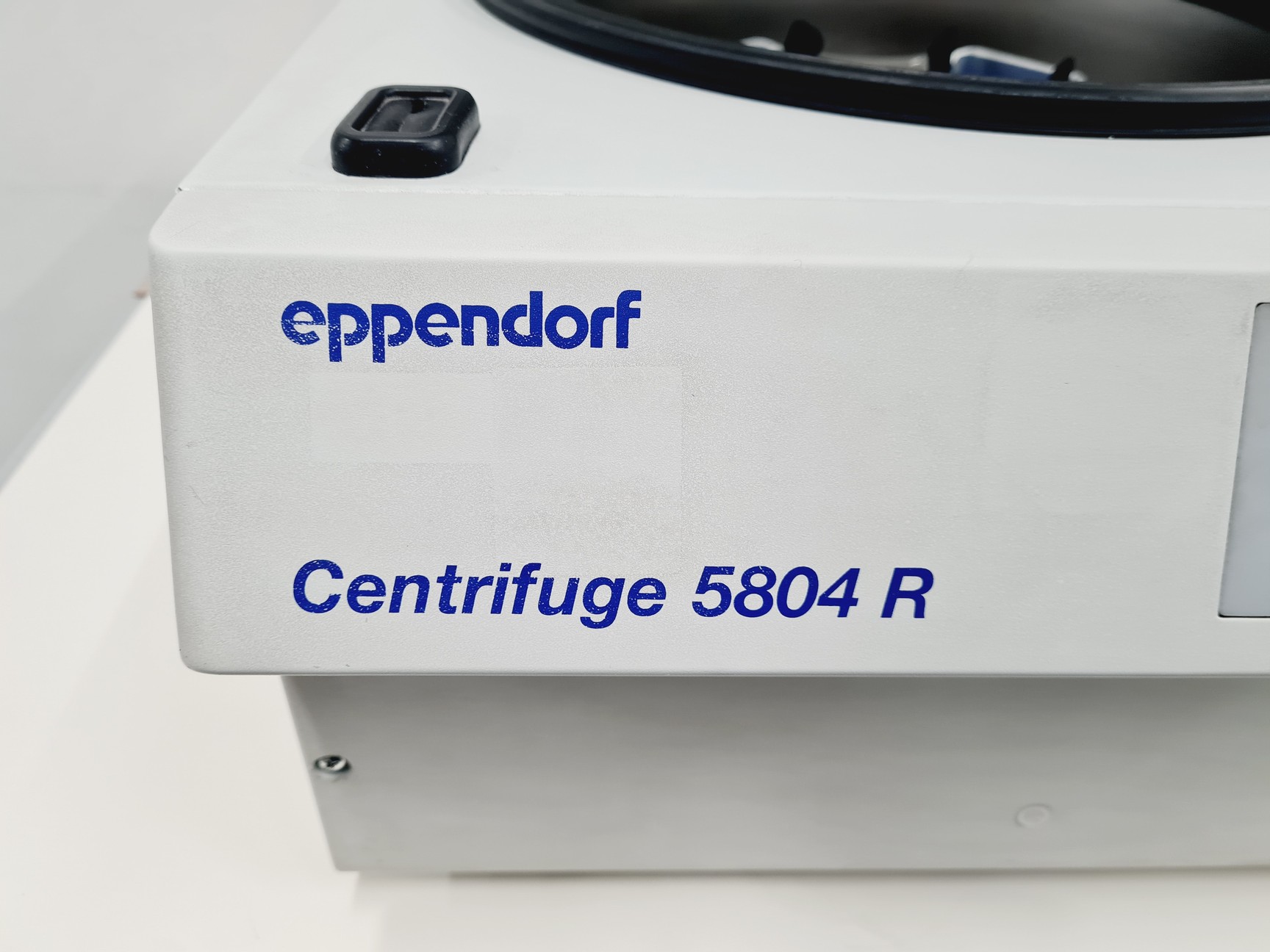 Image of Eppendorf 5804 R Centrifuge w/  Eppendorf A-4-44 Rotor Spares/Repair Lab