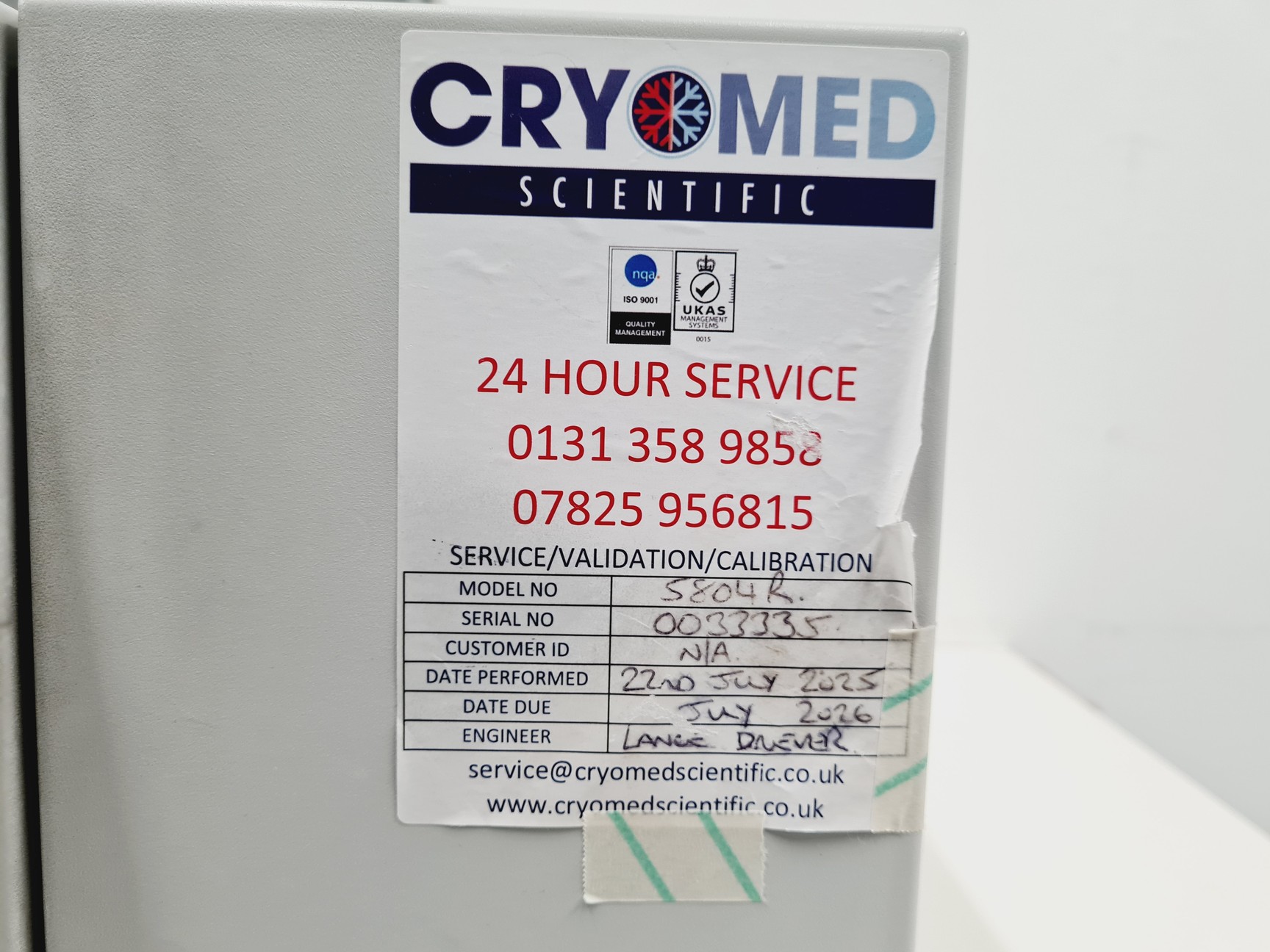 Image of Eppendorf 5804 R Centrifuge w/  Eppendorf A-4-44 Rotor Spares/Repair Lab